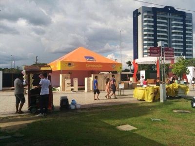 Lona para cobertura de tenda